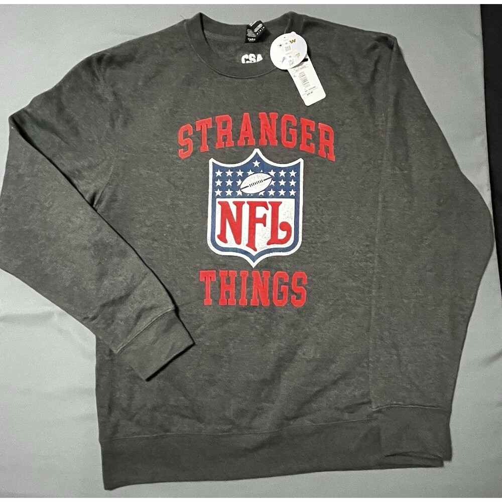 NEW Mens Medium Netflix NFL Stranger Things Eleven Sweatshirt Classic Fit Crew